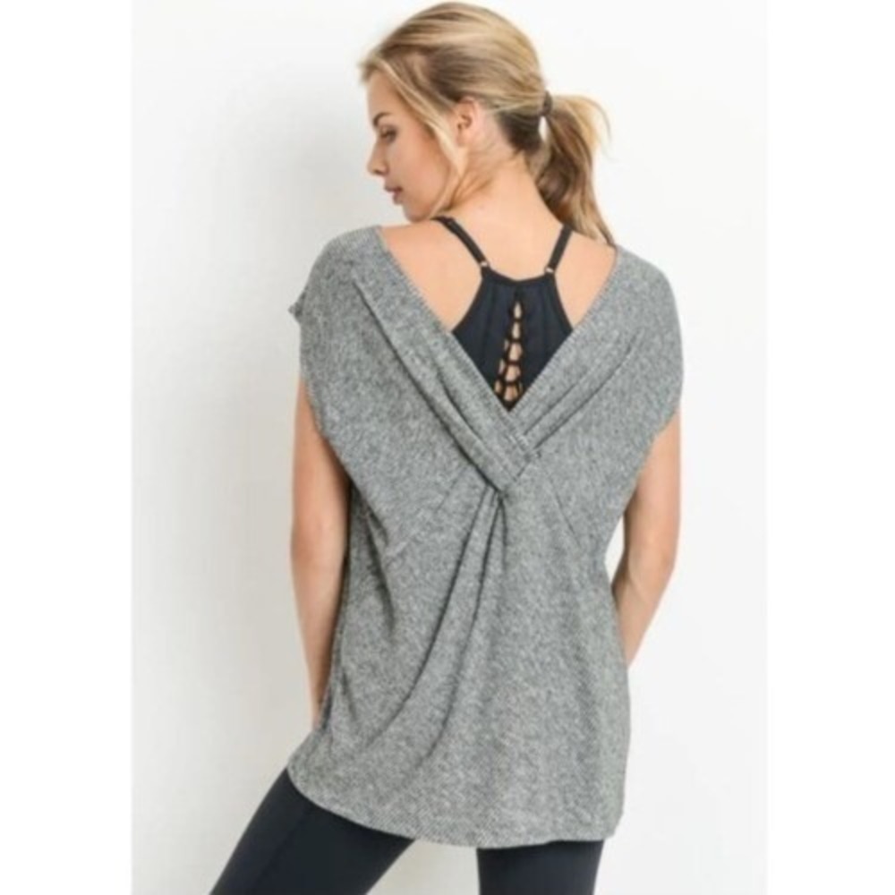 Mind Code Womens Twist Back Top Heathered Gray‎ Size S Casual Tee Workout Mono B